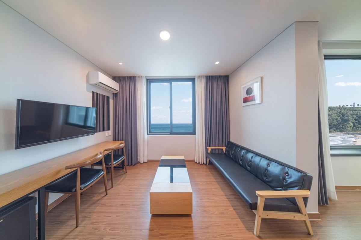 ทู-วาย-โฮเต็ล Hotel ยางยาง ภายนอก รูปภาพ