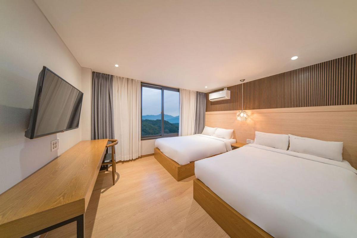 ทู-วาย-โฮเต็ล Hotel ยางยาง ภายนอก รูปภาพ