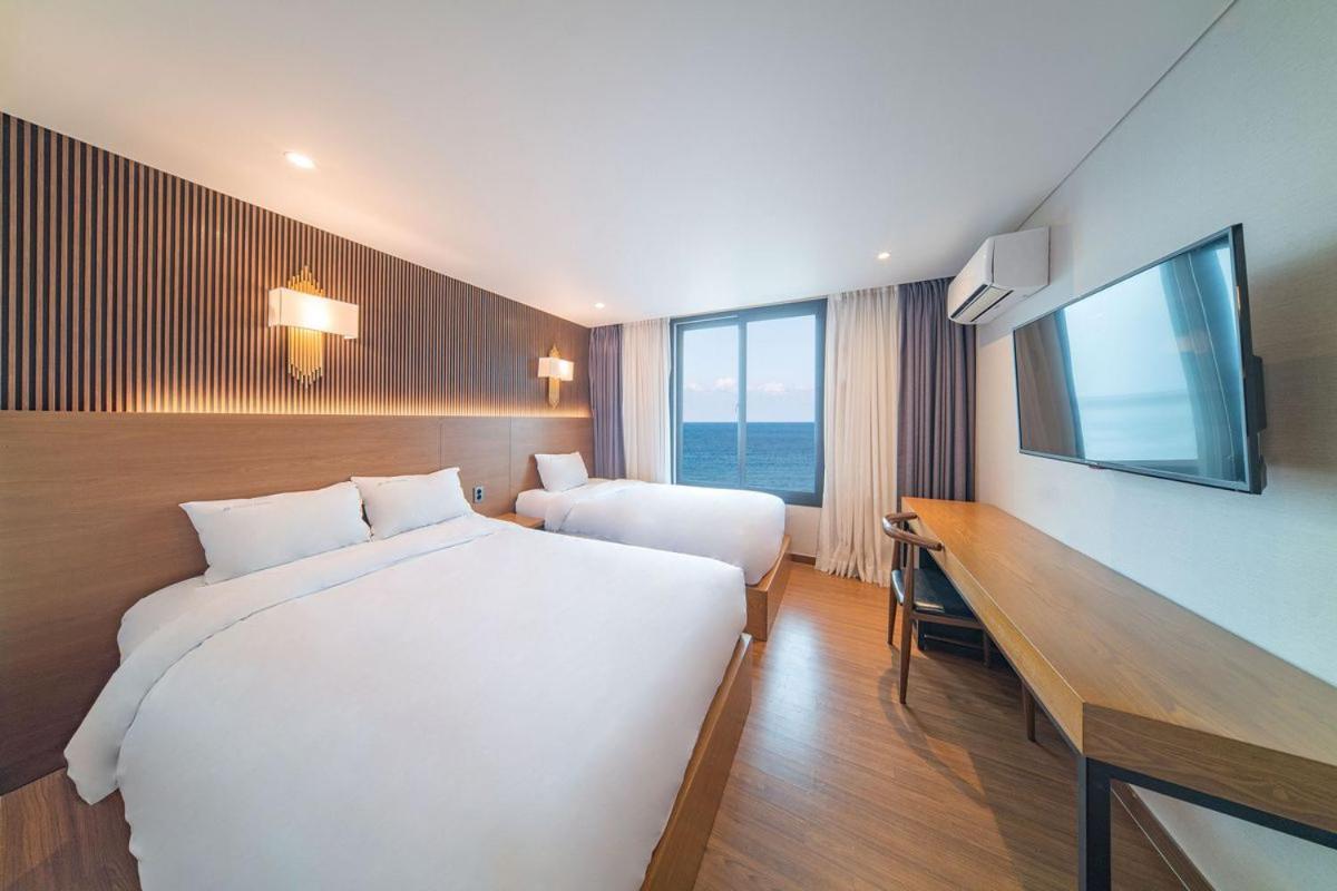 ทู-วาย-โฮเต็ล Hotel ยางยาง ภายนอก รูปภาพ